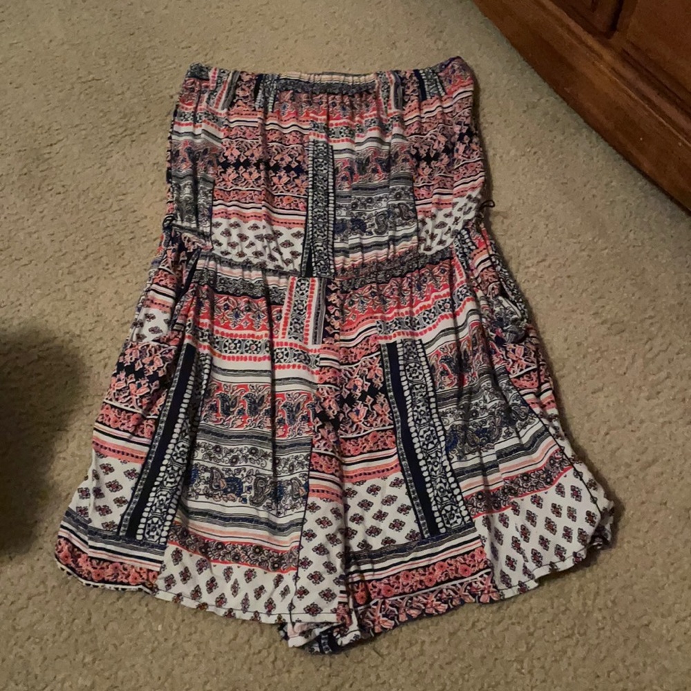 Strapless romper